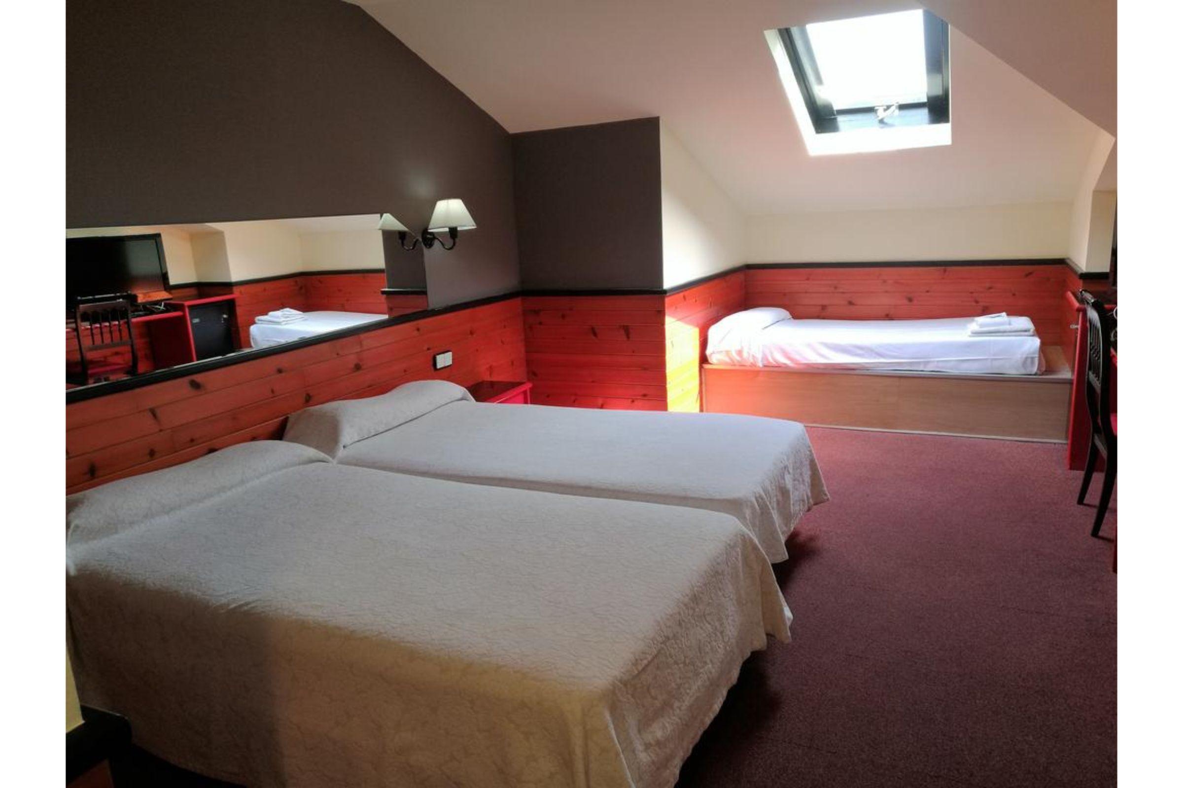 Hotel City House Las Lomas Овиедо Екстериор снимка