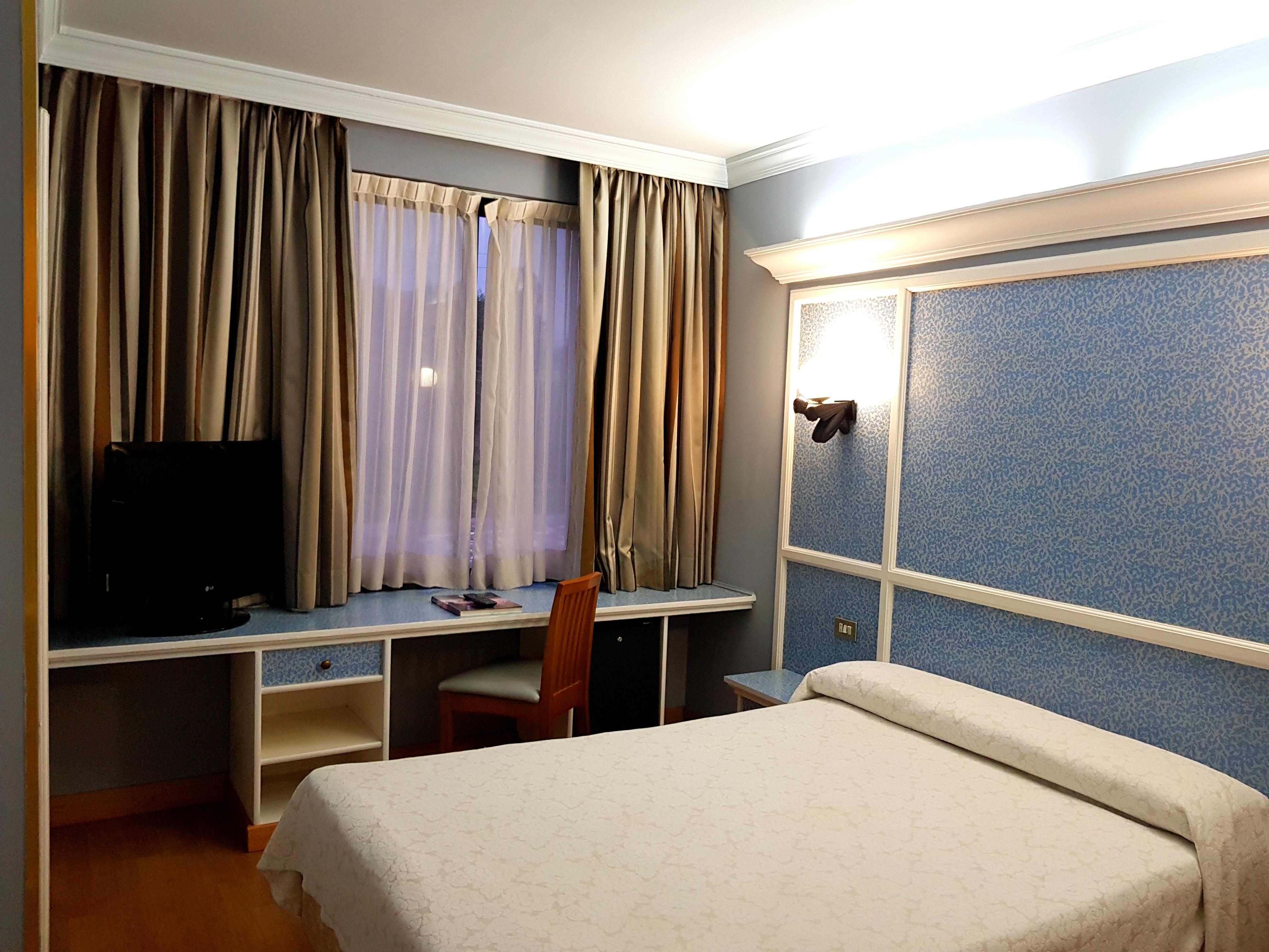 Hotel City House Las Lomas Овиедо Екстериор снимка
