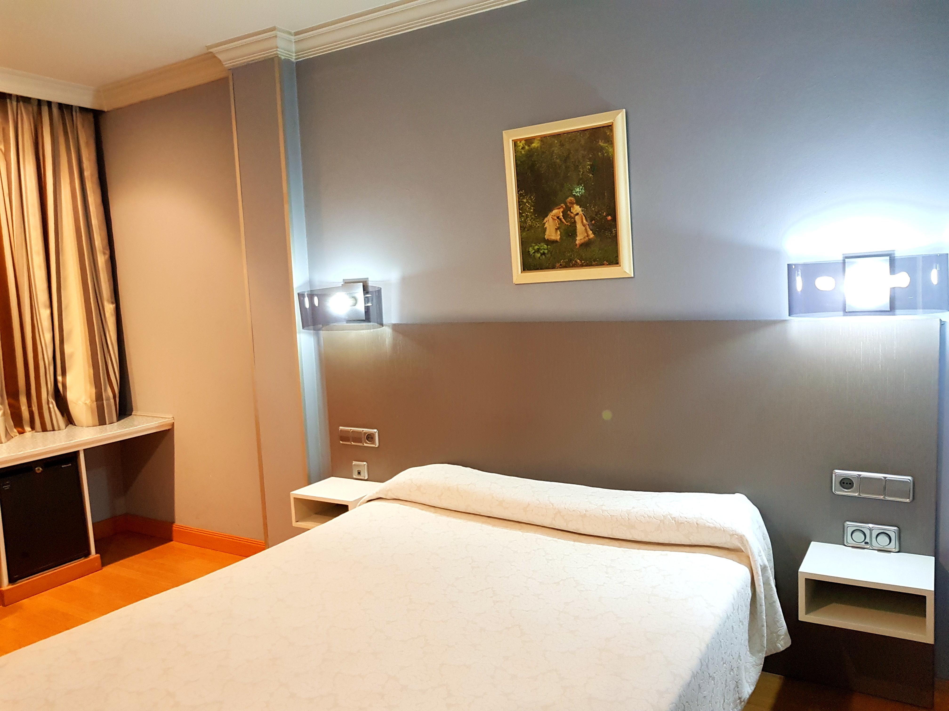 Hotel City House Las Lomas Овиедо Екстериор снимка