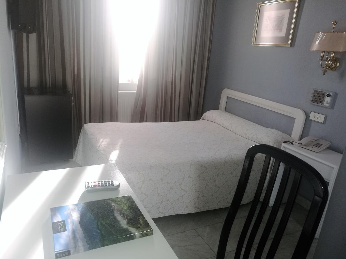 Hotel City House Las Lomas Овиедо Екстериор снимка