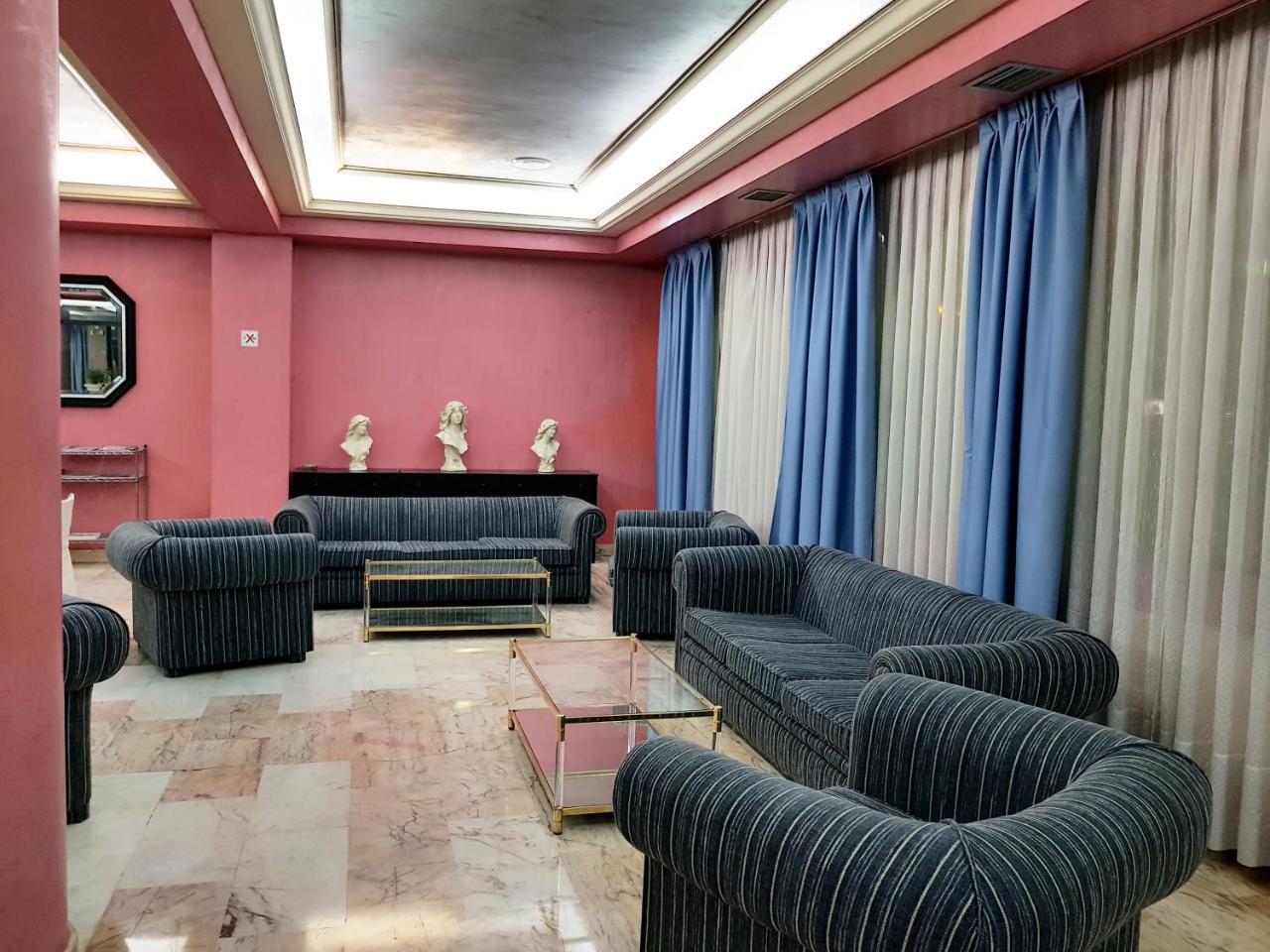 Hotel City House Las Lomas Овиедо Екстериор снимка